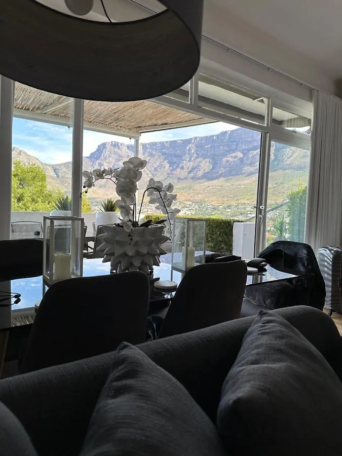 Incredible Cape Town Corner Apartment